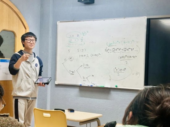 云图片